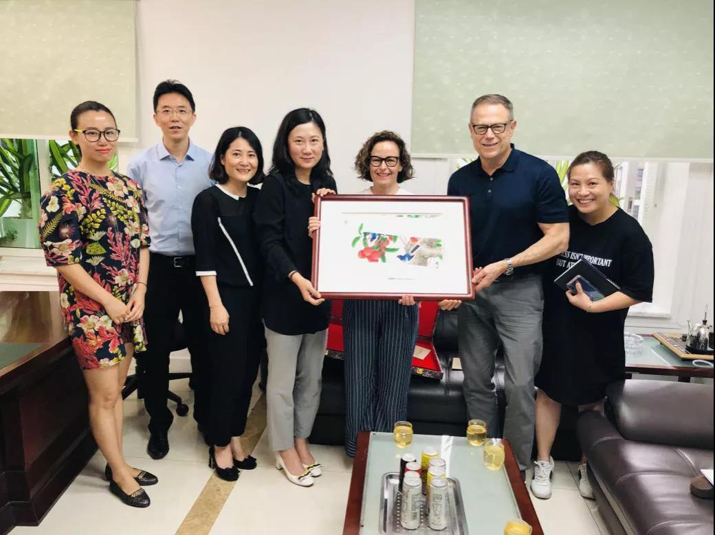 【2019年度威廉希尓指数500荣誉体系先进典型系列报道六：省开发箱包公司总经理黎军】坚守初心 砥砺前行