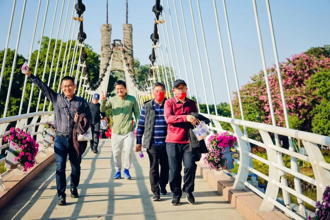 聚力迎新 奋进2022——集团总部开展团建(健走)活动 聚力迎新 奋进2022——集团总部开展团建(健走)活动