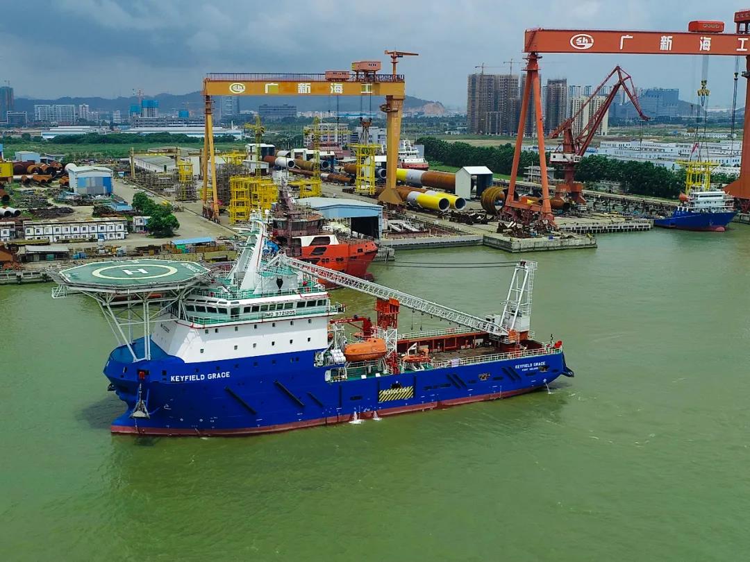 战酷暑、斗高温，威廉希尓指数500海工发扬“长征精神”保交船