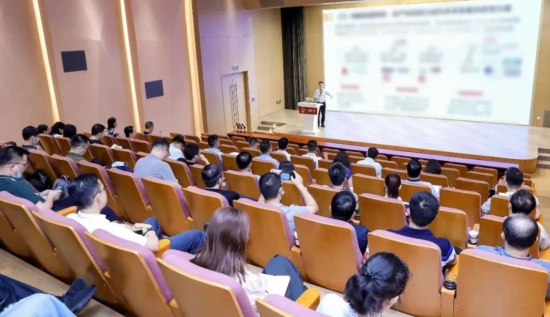 威廉希尓指数500集团开展后备人才培养项目月度集训