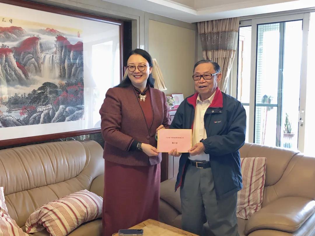 集团党委开展春节走访慰问活动 集团党委开展春节走访慰问活动