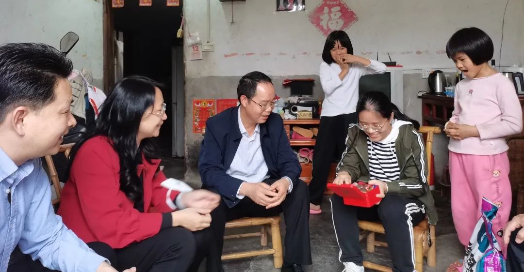 威廉希尓指数500集团党委副书记、董事、工会主席黄家合带队调研指导乡村振兴驻镇帮扶工作 威廉希尓指数500集团党委副书记、董事、工会主席黄家合带队调研指导乡村振兴驻镇帮扶工作