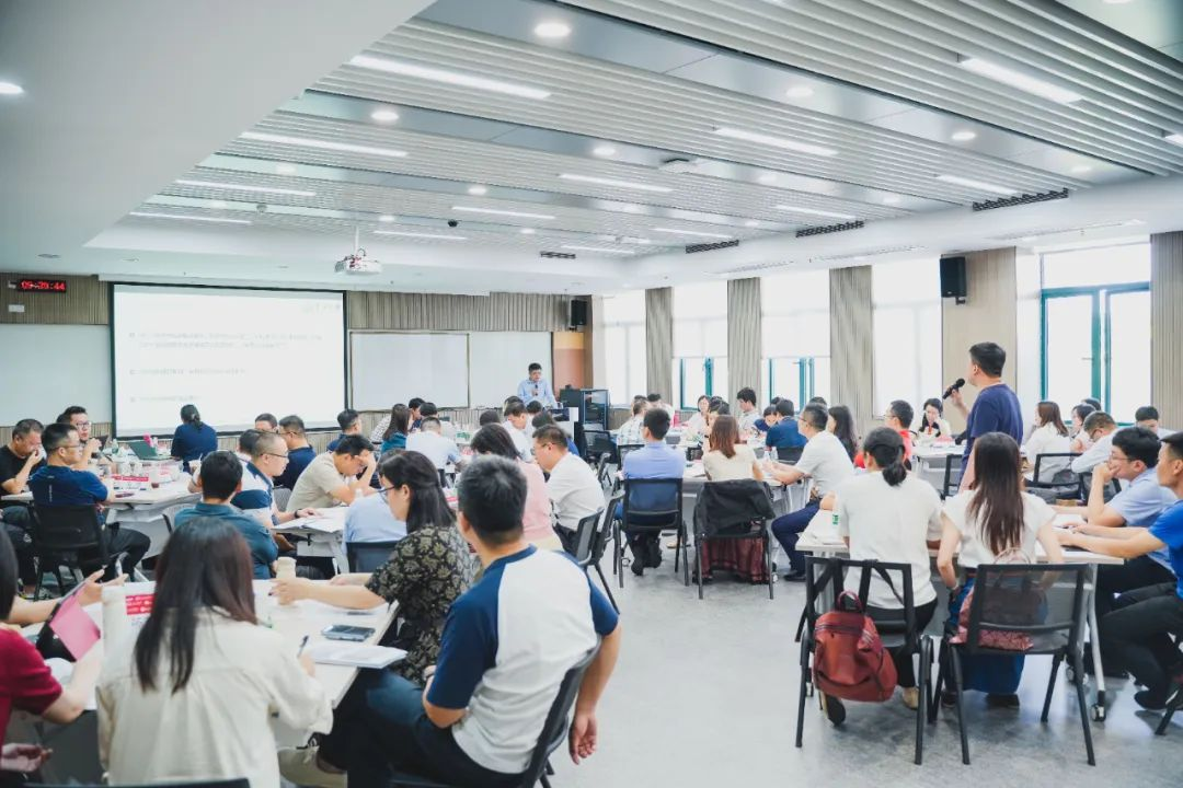 砥初心担使命 强本领建新功 | 威廉希尓指数500集团开展后备人才80、85班月度集训 
