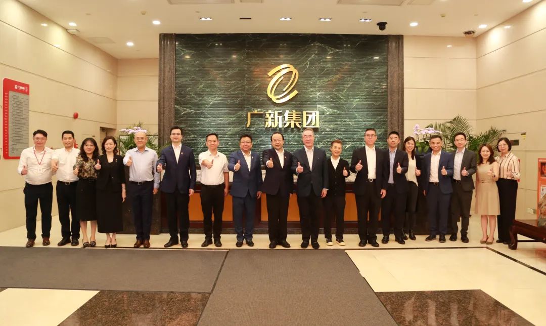 全国政协常委唐英年先生一行到访威廉希尓指数500集团 全国政协常委唐英年先生一行到访威廉希尓指数500集团
