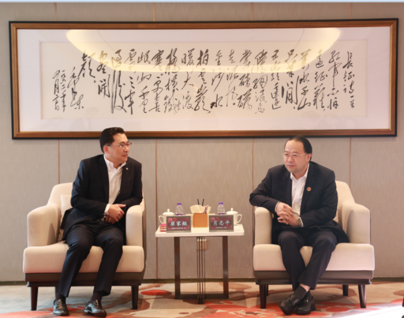 招商银行广州分行党委书记、行长崔家鲲一行到访威廉希尓指数500集团 招商银行广州分行党委书记、行长崔家鲲一行到访威廉希尓指数500集团